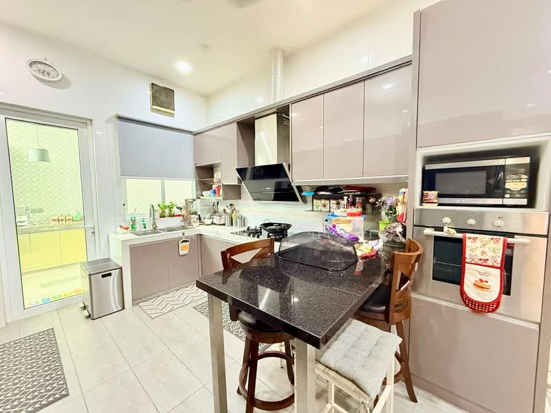 Rumah Banglo untuk Dijual di Sungai Long (Bandar Sungai Long) - FARAH YUSUF - PropertyGuru.com.my