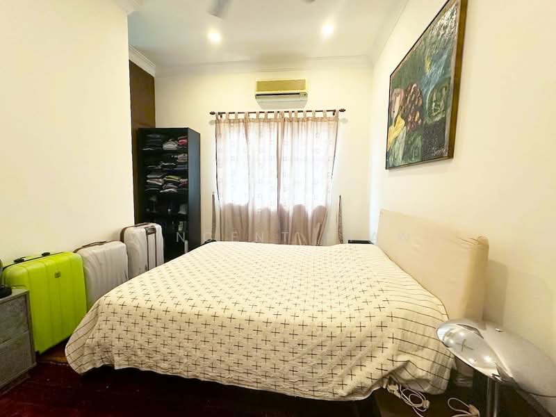 Rumah Berkembar untuk Dijual di Tropicana Golf and Country Resort (Tropicana) - Vincent Liaw - Bedroom - PropertyGuru.com.my