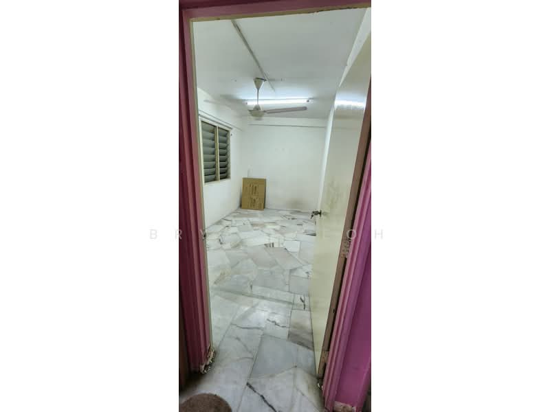 Rumah Flat untuk Dijual di Flat PKNS Section 7 - Bryan Yeoh - Interior - PropertyGuru.com.my