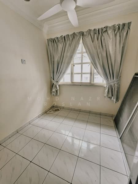 Rumah Berkembar untuk Dijual di Seksyen 9 (Shah Alam) - Mohd Nazri Roslan - PropertyGuru.com.my