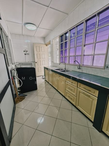 Rumah Berkembar untuk Dijual di Seksyen 9 (Shah Alam) - Mohd Nazri Roslan - PropertyGuru.com.my