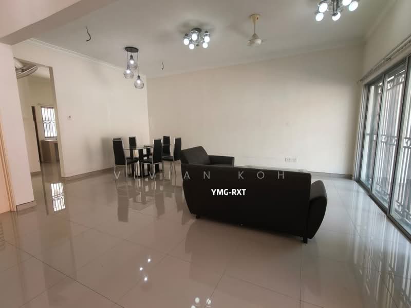 Rumah Teres 2 Tingkat untuk Disewa di Kota Bayuemas (Klang) - Vivian Koh - Living Room - PropertyGuru.com.my