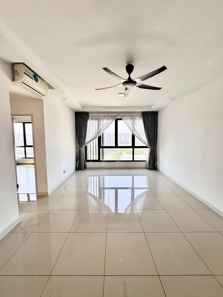 Servis Apartment untuk Disewa di Tuan Residency - Edward Yap - Living Room - PropertyGuru.com.my