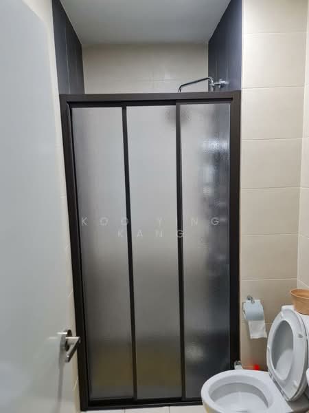 Kediaman Servis untuk Dijual di Pacific Star (Service Residence) - Koo Ying Kang - Bathroom - PropertyGuru.com.my