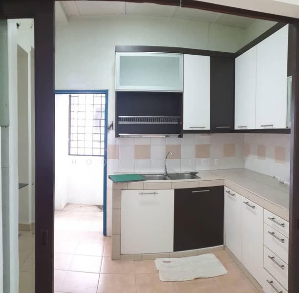 Apartment for Sale at Sri Impian Apartment - Hooi Yee Lee - PropertyGuru.com.my