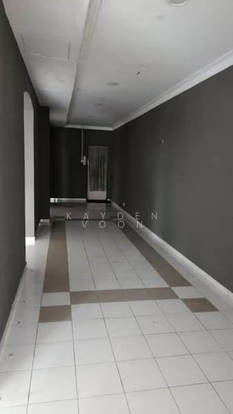 Semi-Detached House for Rent in Taman Pelangi (Johor Bahru) - Kayden Voon - Corridor - PropertyGuru.com.my