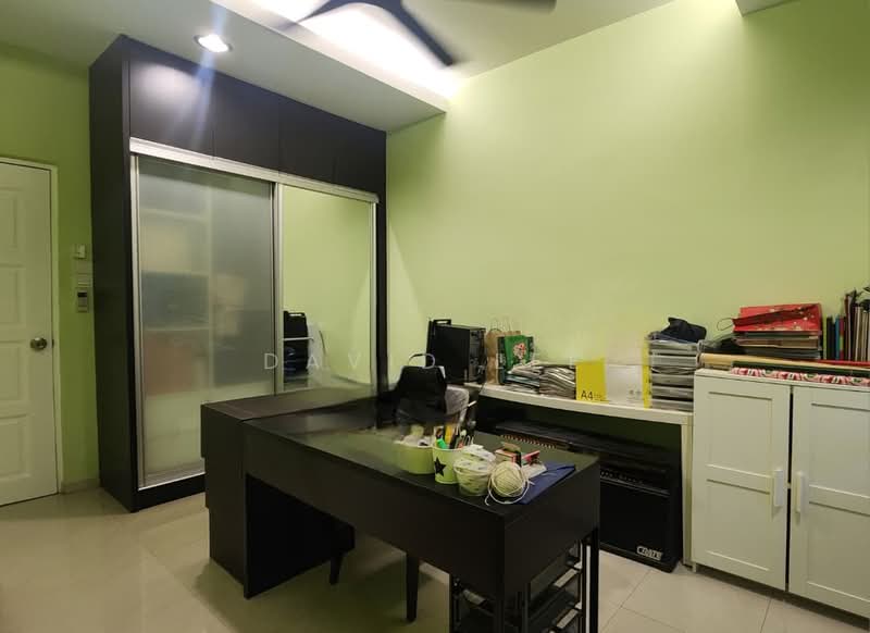 Rumah Teres 2-Tingkat untuk Dijual di Seri Kembangan (Selangor) - David Lee - Study - PropertyGuru.com.my