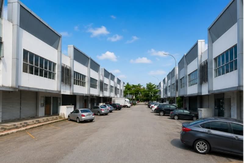Shop / Office for Sale in D'alpinia (Puchong) - Yao Tan - Exterior - PropertyGuru.com.my