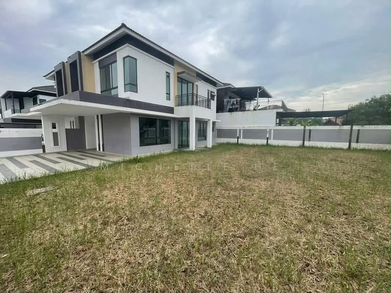 Cluster House for Sale in Johor Bahru (Johor) - Michelle He - Exterior - PropertyGuru.com.my