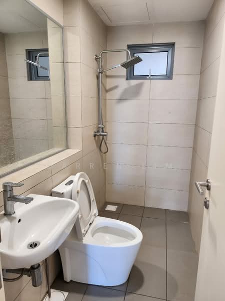 Condominium for Rent at Lakefront Residence - Darren Lim - Bathroom - PropertyGuru.com.my