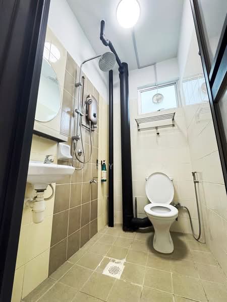 Pangsapuri untuk Disewa di Idaman Lavender 3 - Jerry Tan - Bathroom - PropertyGuru.com.my
