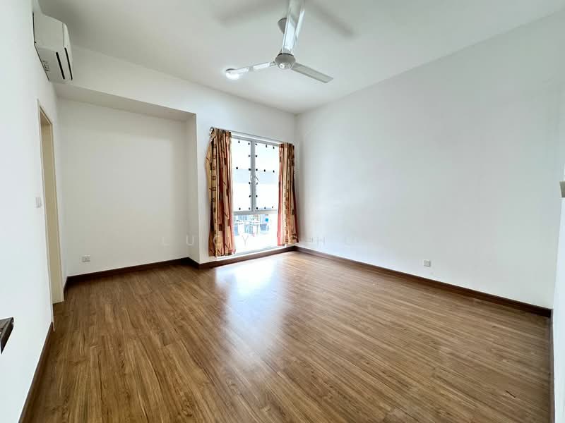 Rumah Teres untuk Disewa di Kota Emerald (Rawang) - Lucy Chow - Living Room - PropertyGuru.com.my