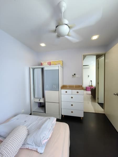 Kondominium untuk Dijual di The Oasis - Ryan Sim - Bedroom - PropertyGuru.com.my