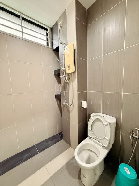 Rumah Kluster untuk Dijual di Taman Ungku Tun Aminah (Skudai) - William Tay - Bathroom - PropertyGuru.com.my