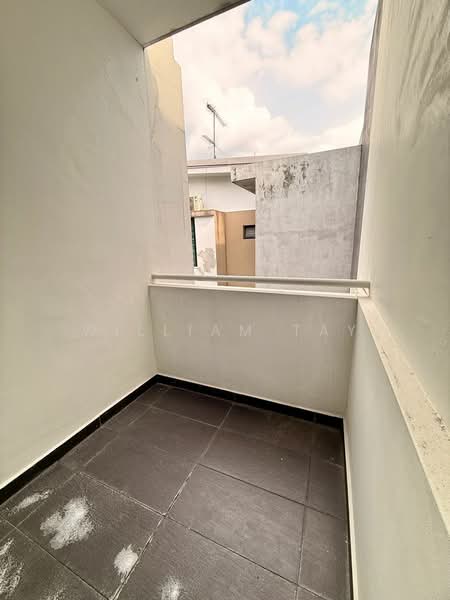 Rumah Kluster untuk Dijual di Taman Ungku Tun Aminah (Skudai) - William Tay - Balcony - PropertyGuru.com.my