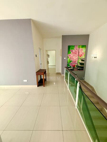 Rumah Kluster untuk Dijual di Taman Ungku Tun Aminah (Skudai) - William Tay - Corridor - PropertyGuru.com.my