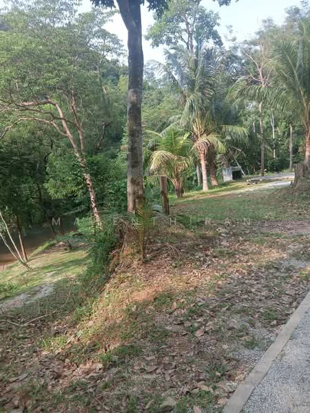 Bungalow House untuk Dijual di Kuala Kubu Bharu (Selangor) - Mahenthiran . - PropertyGuru.com.my