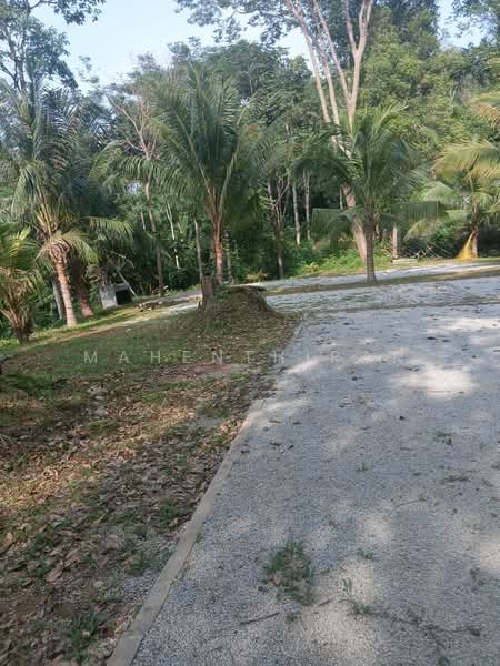 Bungalow House untuk Dijual di Kuala Kubu Bharu (Selangor) - Mahenthiran . - PropertyGuru.com.my