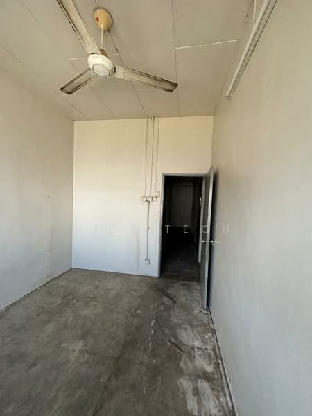 Kedai / Pejabat untuk Disewa di Perai (Penang) - Vick Teoh - Interior - PropertyGuru.com.my