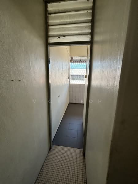 Kedai / Pejabat untuk Disewa di Perai (Penang) - Vick Teoh - Corridor - PropertyGuru.com.my