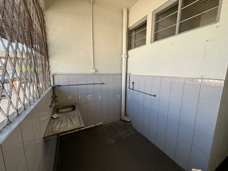 Kedai / Pejabat untuk Disewa di Perai (Penang) - Vick Teoh - Balcony - PropertyGuru.com.my