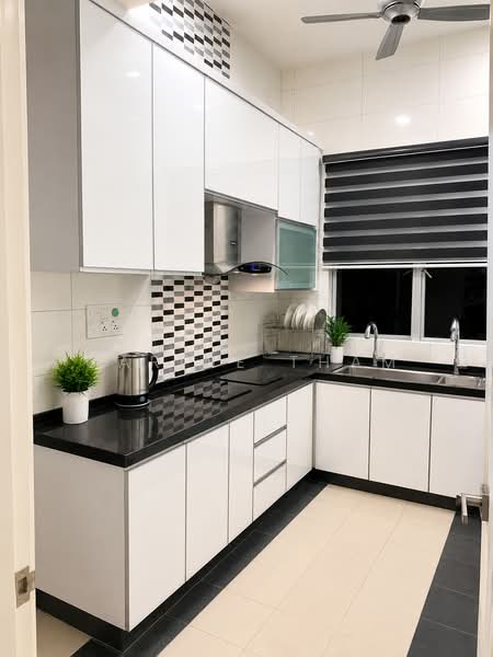Rumah Banglo untuk Dijual di Seremban (Negeri Sembilan) - Carine Tham - Kitchen - PropertyGuru.com.my
