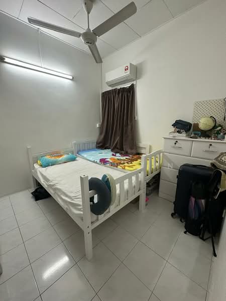 Rumah Teres 1 Tingkat untuk Dijual di Taman Sri Pinang (Butterworth) - Jessen Tan - Bedroom - PropertyGuru.com.my