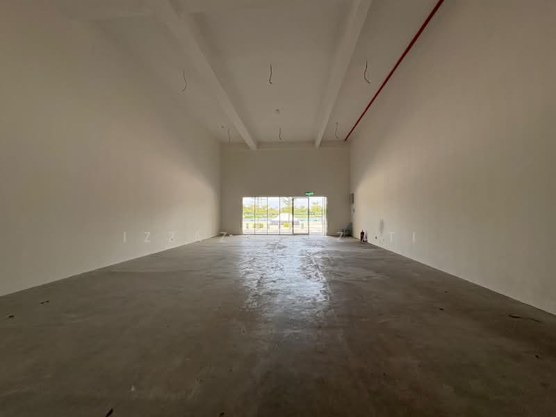 Rumah Niaga untuk Disewa di Bukit Jelutong (Shah Alam) - Izzaza Izzati - Entrance - PropertyGuru.com.my