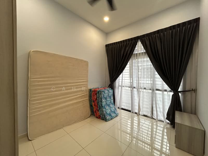 Terraced House for Sale in Johor Bahru (Johor) - Cahrie Bong - Bedroom - PropertyGuru.com.my