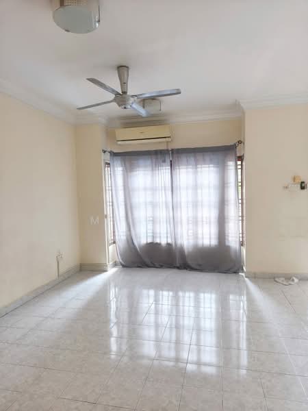 Terraced House for Sale in Taman Mutiara Rini (Skudai) - Michael Chong - Living Room - PropertyGuru.com.my