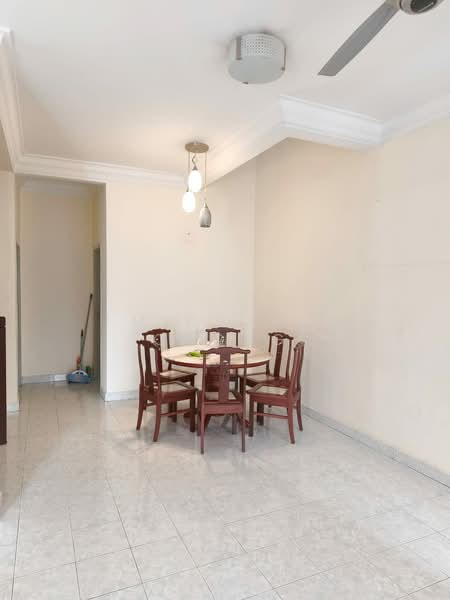 Terraced House for Sale in Taman Mutiara Rini (Skudai) - Michael Chong - Dining Room - PropertyGuru.com.my