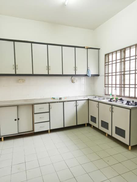 Terraced House for Sale in Taman Mutiara Rini (Skudai) - Michael Chong - Kitchen - PropertyGuru.com.my