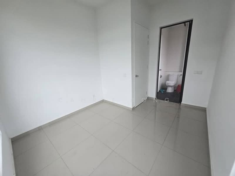 Terraced House for Sale in Kota Masai (Pasir Gudang) - Cahrie Bong - Bathroom - PropertyGuru.com.my