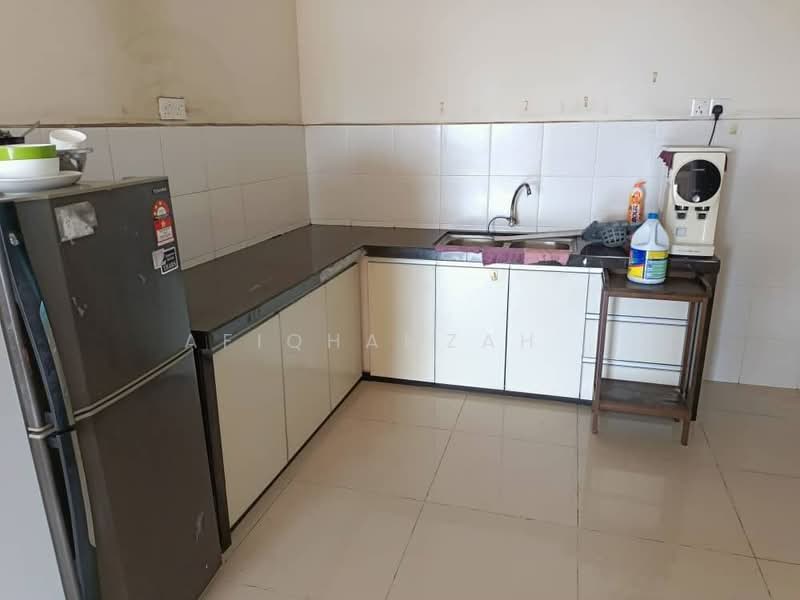 Condominium for Rent at Royale Infinity - AfiqHamzah . - Kitchen - PropertyGuru.com.my