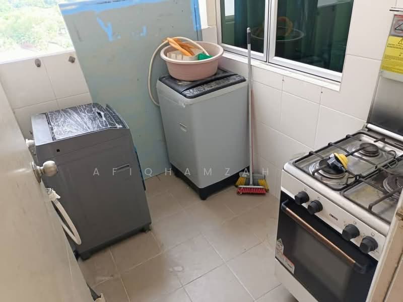 Condominium for Rent at Royale Infinity - AfiqHamzah . - Kitchen - PropertyGuru.com.my