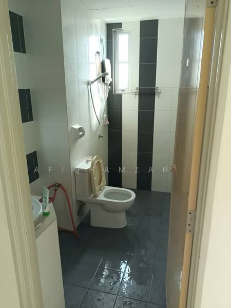 Condominium for Rent at Royale Infinity - AfiqHamzah . - Bathroom - PropertyGuru.com.my