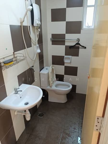Condominium for Rent at Royale Infinity - AfiqHamzah . - Bathroom - PropertyGuru.com.my