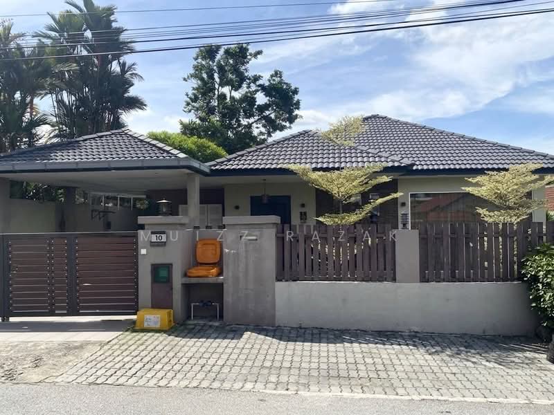Bungalow for Sale in Bukit Gasing (Petaling Jaya) - Muizz Razak - PropertyGuru.com.my