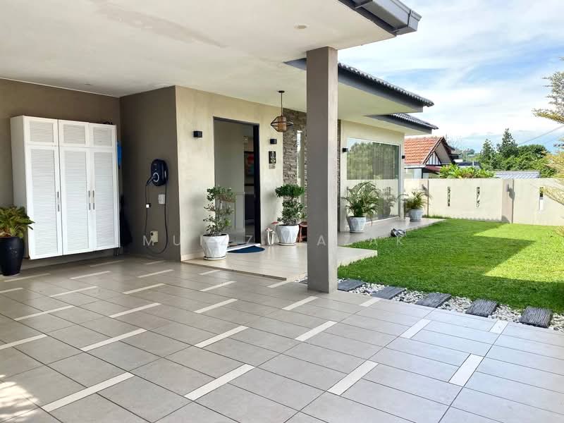 Bungalow for Sale in Bukit Gasing (Petaling Jaya) - Muizz Razak - PropertyGuru.com.my