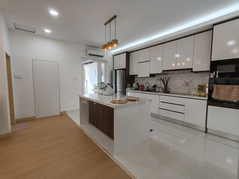 Semi-Detached House for Sale in Kota Kemuning (Shah Alam) - Chloe Tan - Kitchen - PropertyGuru.com.my