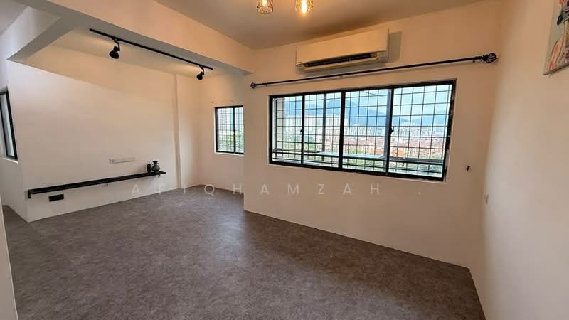 Rumah Flat untuk Disewa di Desa Mawar - AfiqHamzah . - Living Room - PropertyGuru.com.my