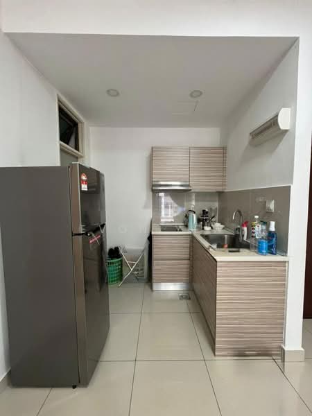 Kondominium untuk Dijual di PARC Regency (Residensi Masai) - Evon Yew - Kitchen - PropertyGuru.com.my