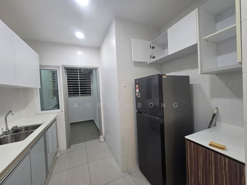 Service Residence for Sale at Seasons Amara Larkin - Cahrie Bong - Kitchen - PropertyGuru.com.my