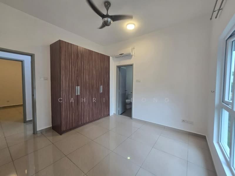 Service Residence for Sale at Seasons Amara Larkin - Cahrie Bong - Bedroom - PropertyGuru.com.my