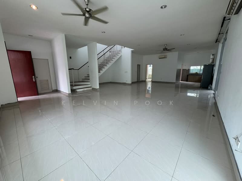 Rumah Berkembar untuk Dijual di Garden Residence (Cyberjaya) - Kelvin Pook - Living Room - PropertyGuru.com.my