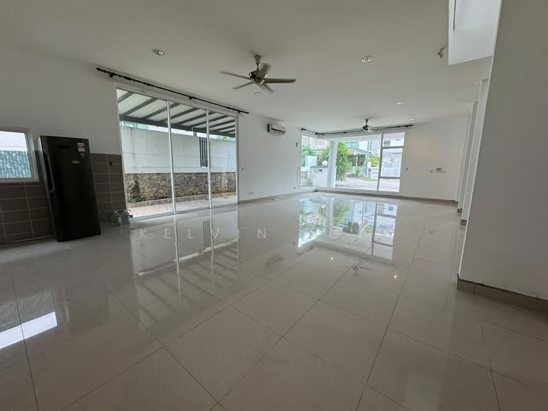 Rumah Berkembar untuk Dijual di Garden Residence (Cyberjaya) - Kelvin Pook - Living Room - PropertyGuru.com.my