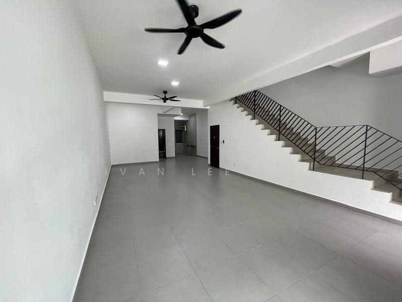 Rumah Teres 3-Tingkat untuk Disewa di Batu 9 (Cheras) - Ivan Lee CR - Living Room - PropertyGuru.com.my