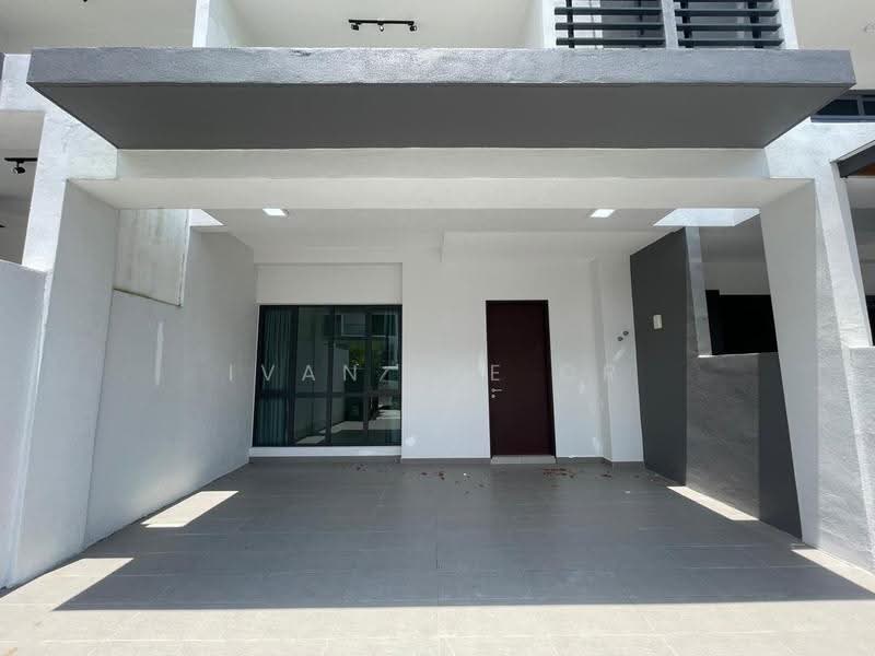 Rumah Teres 3-Tingkat untuk Disewa di Batu 9 (Cheras) - Ivan Lee CR - Exterior - PropertyGuru.com.my
