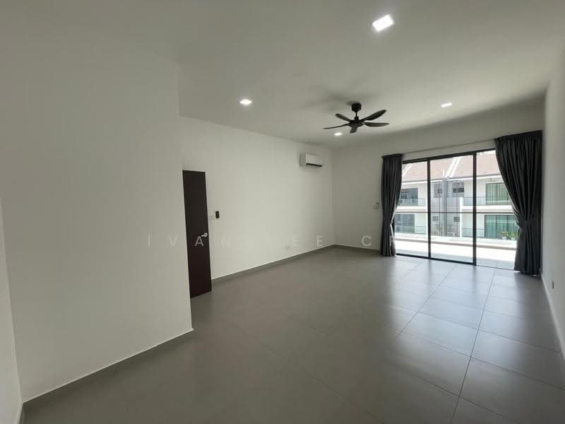 Rumah Teres 3-Tingkat untuk Disewa di Batu 9 (Cheras) - Ivan Lee CR - Living Room - PropertyGuru.com.my