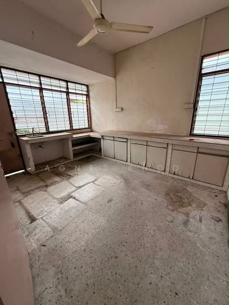 Rumah Berkembar untuk Dijual di Pantai Jerejak (Bayan Lepas) - Agnes Khoo - Kitchen - PropertyGuru.com.my